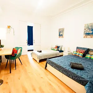  Hostal By Born & Gothic
