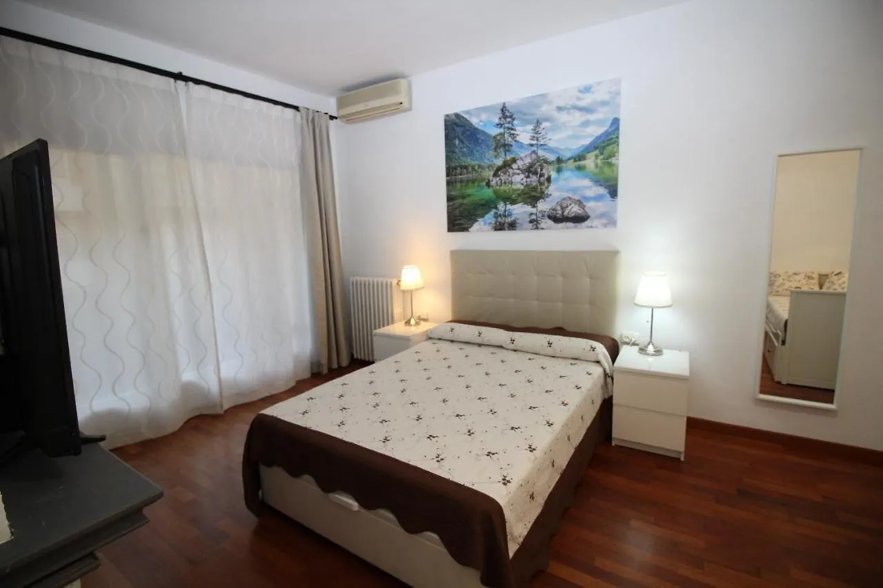 Rooms Viladomat Barcelona Nocleg ze śniadaniem