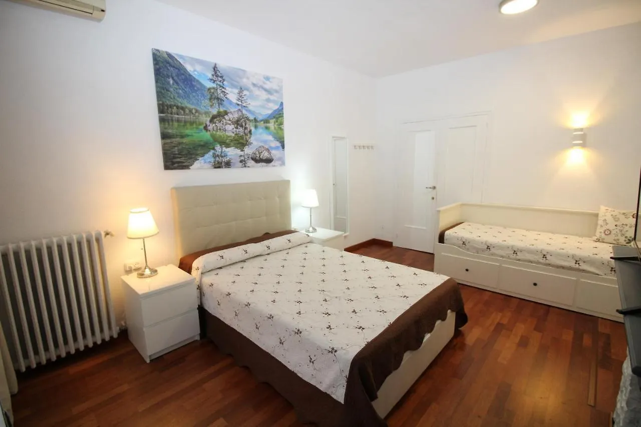 Rooms Viladomat Barcelona Nocleg ze śniadaniem
