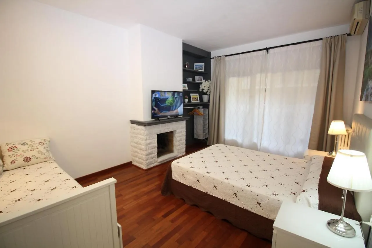 Nocleg ze śniadaniem Rooms Viladomat Barcelona Hiszpania