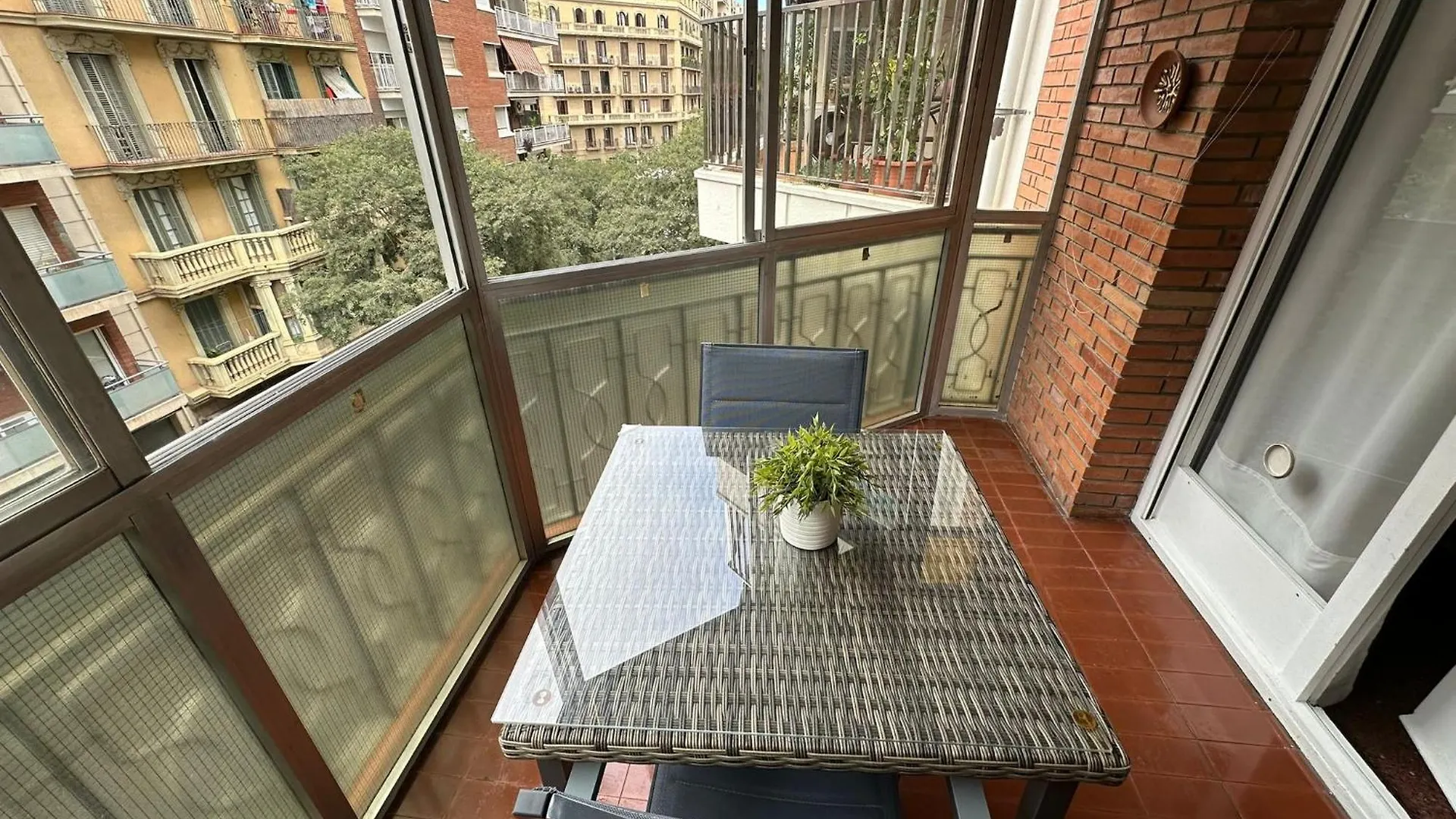 Rooms Viladomat Barcelona Nocleg ze śniadaniem